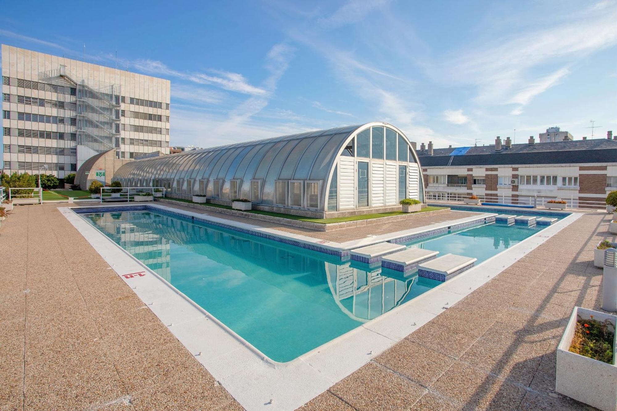 Pierre & Vacances Apartamentos Edificio Eurobuilding 2, Madrid